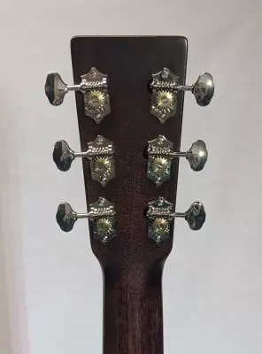 Martin Guitars - D-18 Dreadnought Spruce/Mahogany Acoustic Guitar - Gloss 7